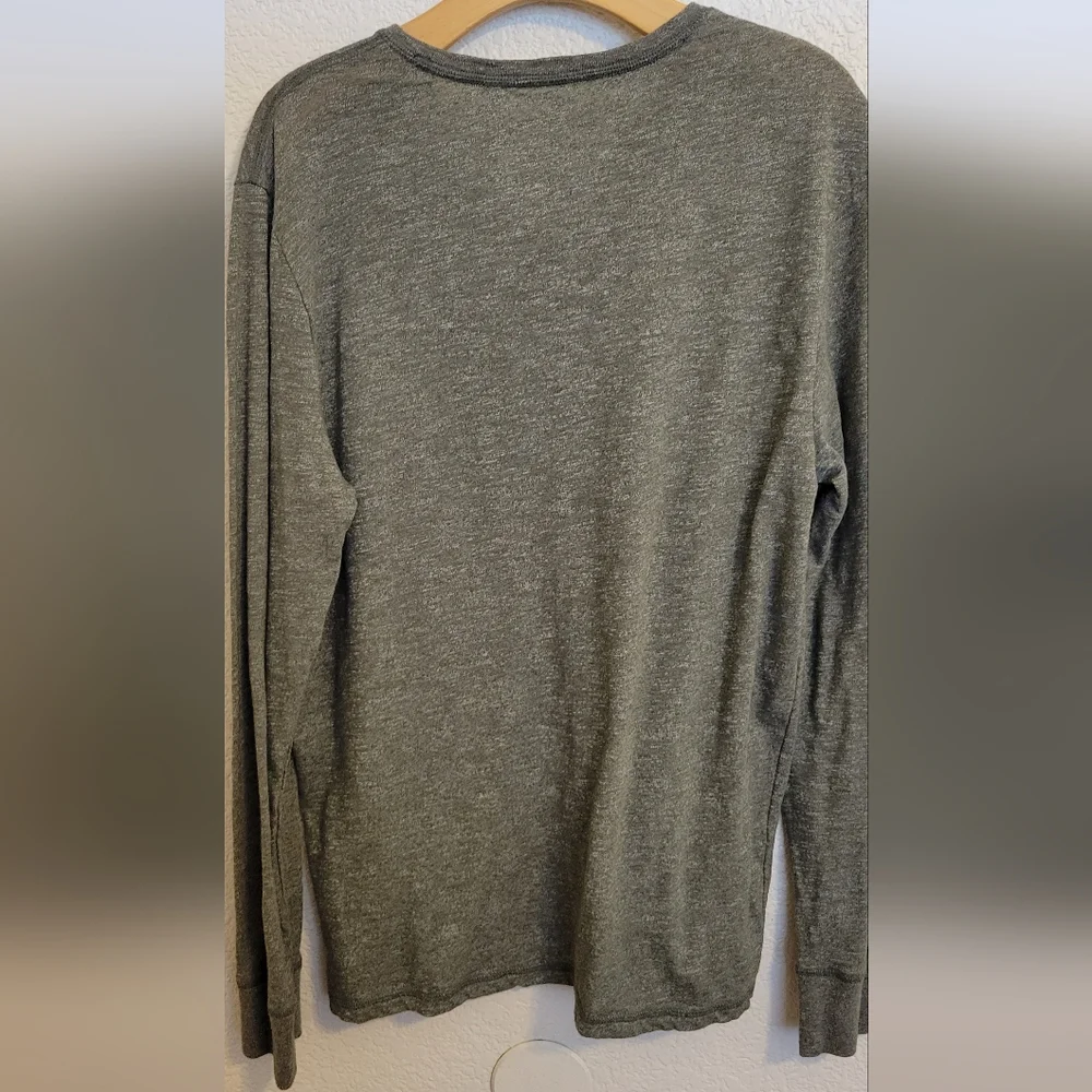 Express long sleeve shirt - Picture 2 of 4